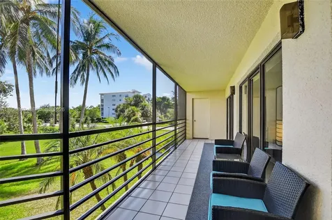 5901 Camino Del Sol Boca Raton FL 33433