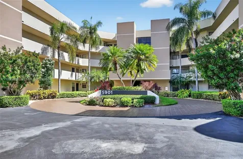 5901 Camino Del Sol Boca Raton FL 33433