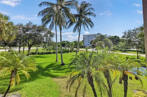 5901 Camino Del Sol Boca Raton FL 33433