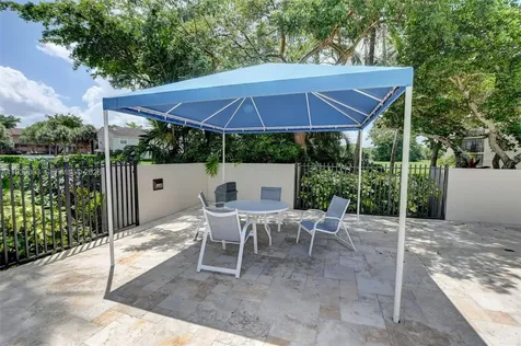 5901 Camino Del Sol Boca Raton FL 33433