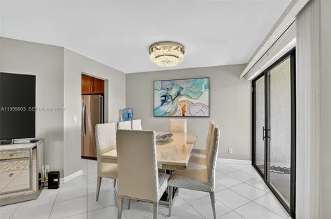 5901 Camino Del Sol Boca Raton FL 33433