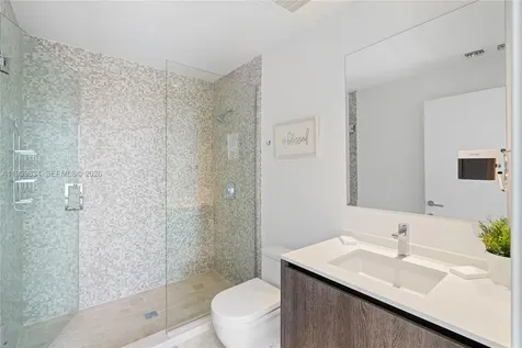 88 SW 7 Street Miami FL 33130