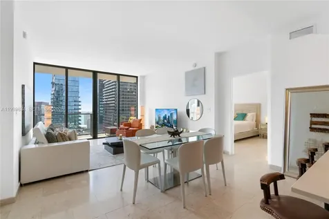 88 SW 7 Street Miami FL 33130