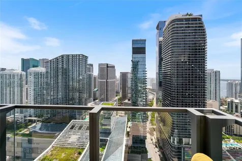88 SW 7 Street Miami FL 33130