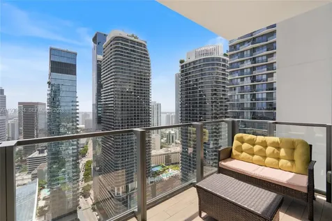 88 SW 7 Street Miami FL 33130