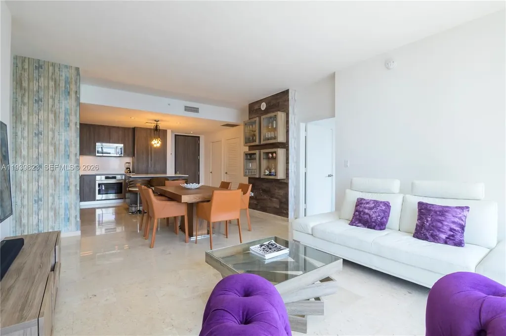 88 SW 7th Street Miami FL 33130