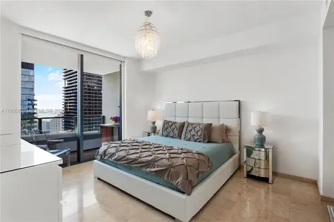 88 SW 7th Street Miami FL 33130