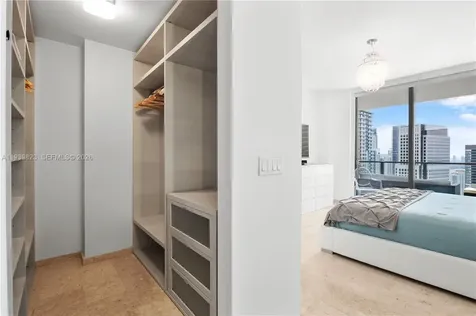 88 SW 7th Street Miami FL 33130
