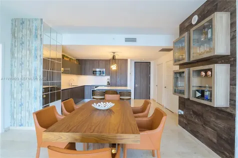 88 SW 7th Street Miami FL 33130