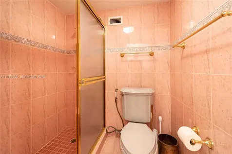 3725 S Ocean Drive Hollywood FL 33019