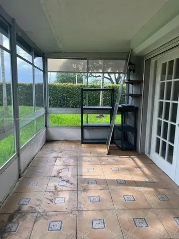 7552 Stirling Road Davie FL 33024