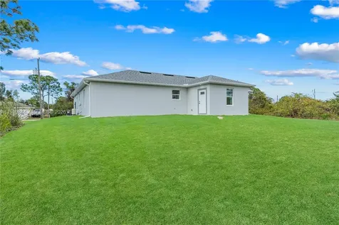 3117 W 64th W Lehigh Acres FL 33971