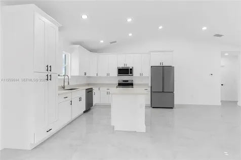 3117 W 64th W Lehigh Acres FL 33971