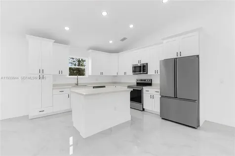 3117 W 64th W Lehigh Acres FL 33971