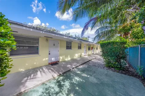 1008 18th Avenue N Lake Worth FL 33460