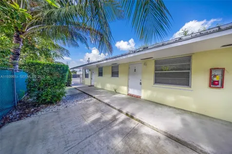 1008 18th Avenue N Lake Worth FL 33460
