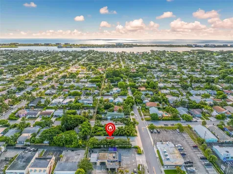 1008 18th Avenue N Lake Worth FL 33460