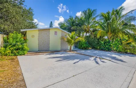 1008 18th Avenue N Lake Worth FL 33460