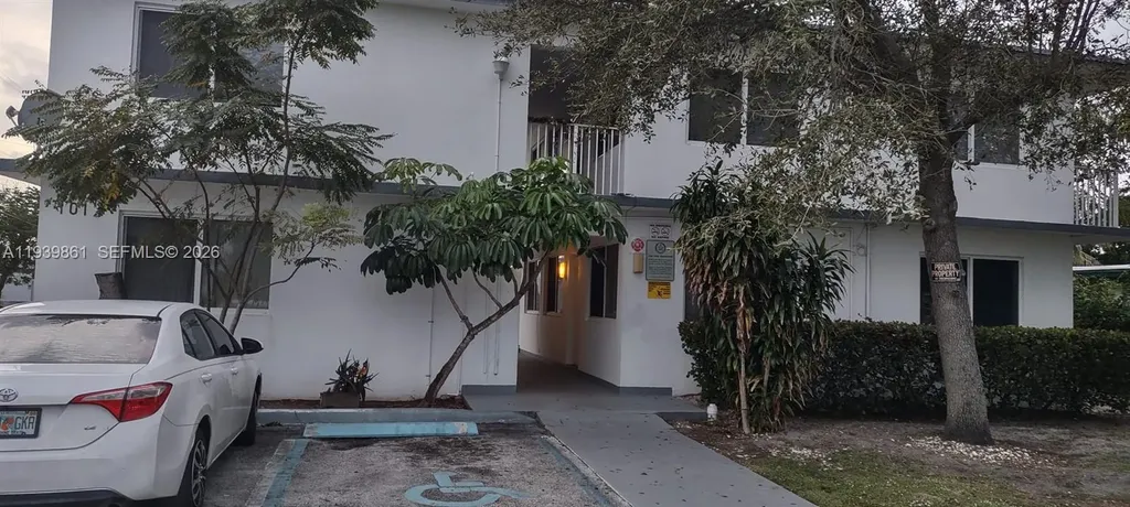 101 NW 29th Avenue Fort Lauderdale FL 33311
