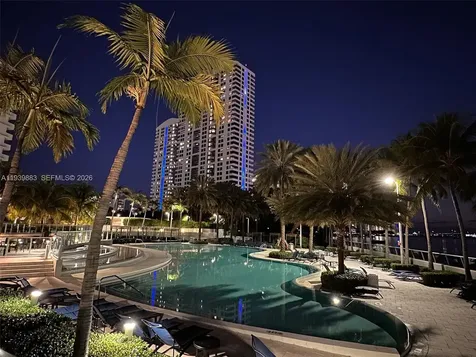 1500 Bay Road Miami Beach FL 33139