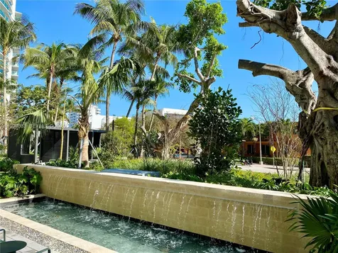 1500 Bay Road Miami Beach FL 33139