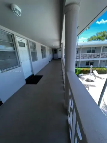 2701 NE 1st Street Pompano Beach FL 33062