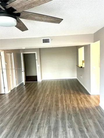 2711 Ocean Club Boulevard Hollywood FL 33019