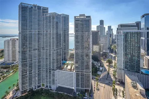 200 Biscayne Boulevard Way Miami FL 33131