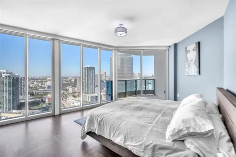 200 Biscayne Boulevard Way Miami FL 33131