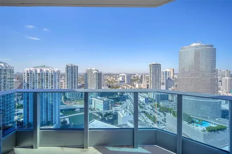 200 Biscayne Boulevard Way Miami FL 33131