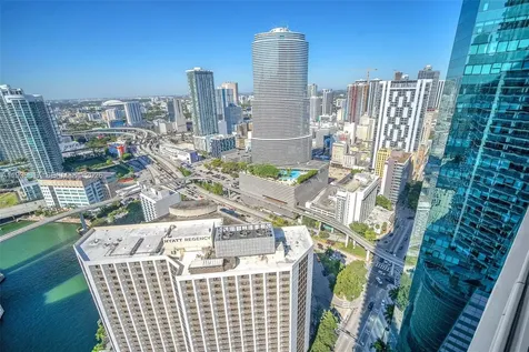 200 Biscayne Boulevard Way Miami FL 33131