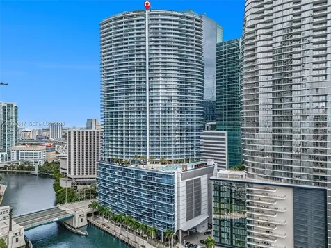 200 Biscayne Boulevard Way Miami FL 33131