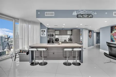 200 Biscayne Boulevard Way Miami FL 33131