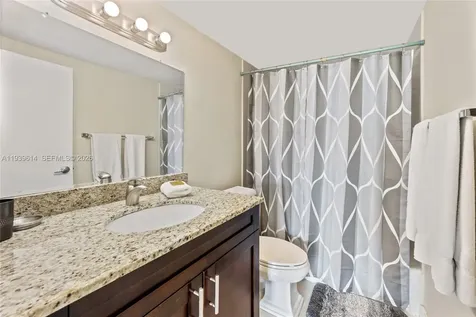 5601 Collins Avenue Miami Beach FL 33140