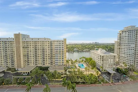 5601 Collins Avenue Miami Beach FL 33140