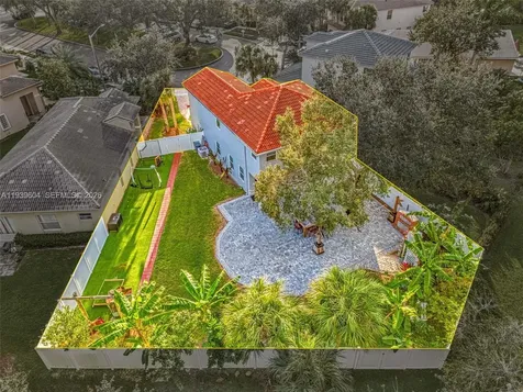 1289 NW 171st Terrace Pembroke Pines FL 33028