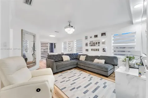 1289 NW 171st Terrace Pembroke Pines FL 33028