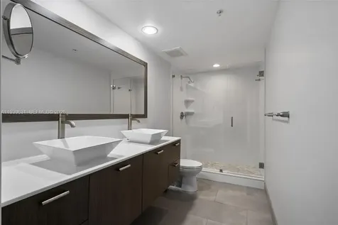 1755 E Hallandale Beach Boulevard Hallandale Beach FL 33009