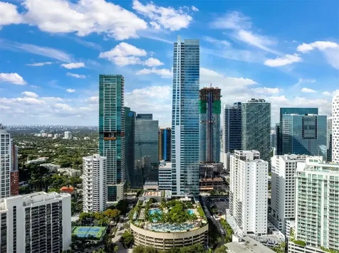 1425 Brickell Avenue Miami FL 33131