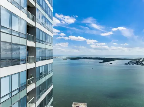 1425 Brickell Avenue Miami FL 33131