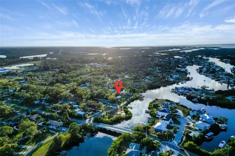 302 5th Street SW Other City - In The State Of Florida FL 33570