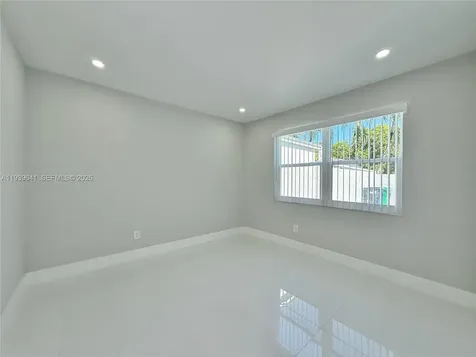11240 SW 33rd Cir Place Miami FL 33165