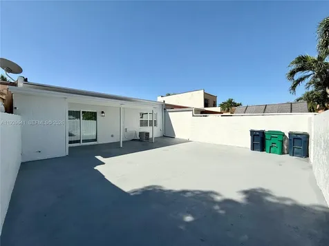 11240 SW 33rd Cir Place Miami FL 33165