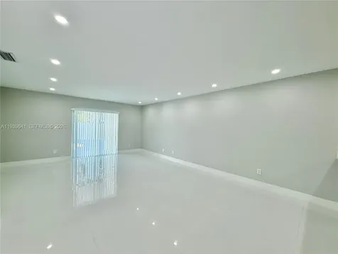 11240 SW 33rd Cir Place Miami FL 33165