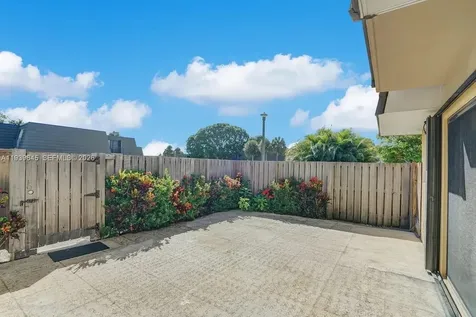 629 6th Way West Palm Beach FL 33407