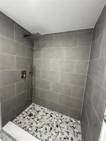 1521 NE 43rd Court Pompano Beach FL 33064