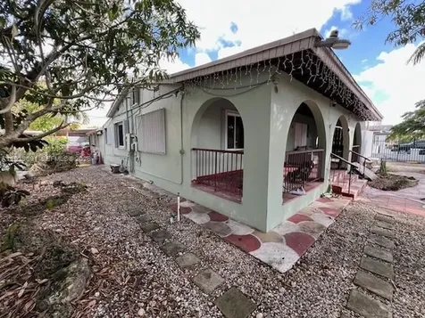 501 E 8th Street Hialeah FL 33010