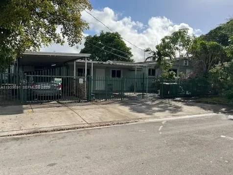 501 E 8th Street Hialeah FL 33010