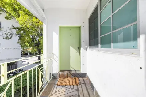 1045 Lenox Avenue Miami Beach FL 33139