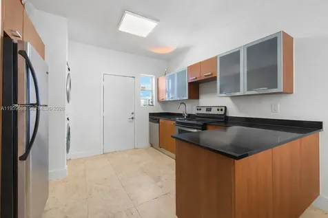 1045 Lenox Avenue Miami Beach FL 33139